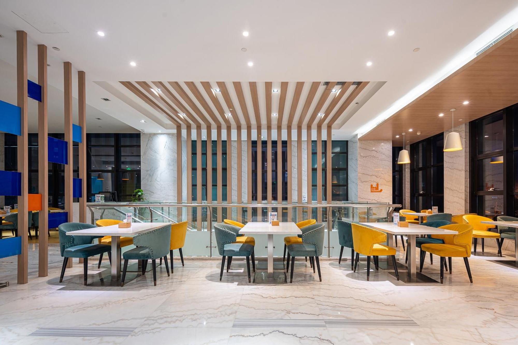 Holiday Inn Express - Qingdao West Coast By Ihg Exterior photo